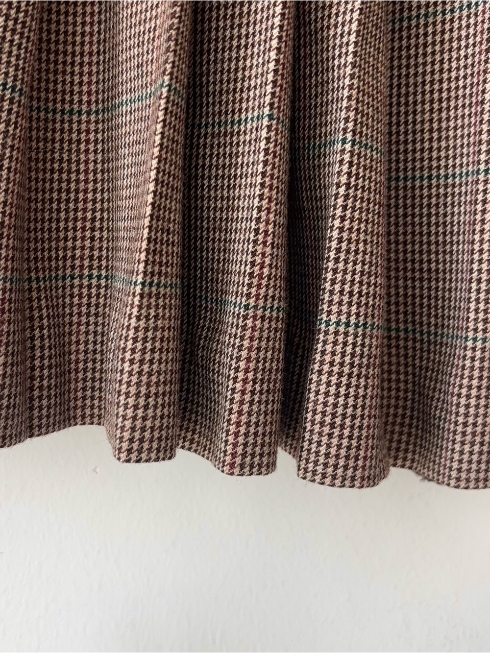 Vintage Ralph Lauren Blue Label 100% Wool Houndstooth Skirt Sz 8 Pleated MiUSA - Picture 12 of 16